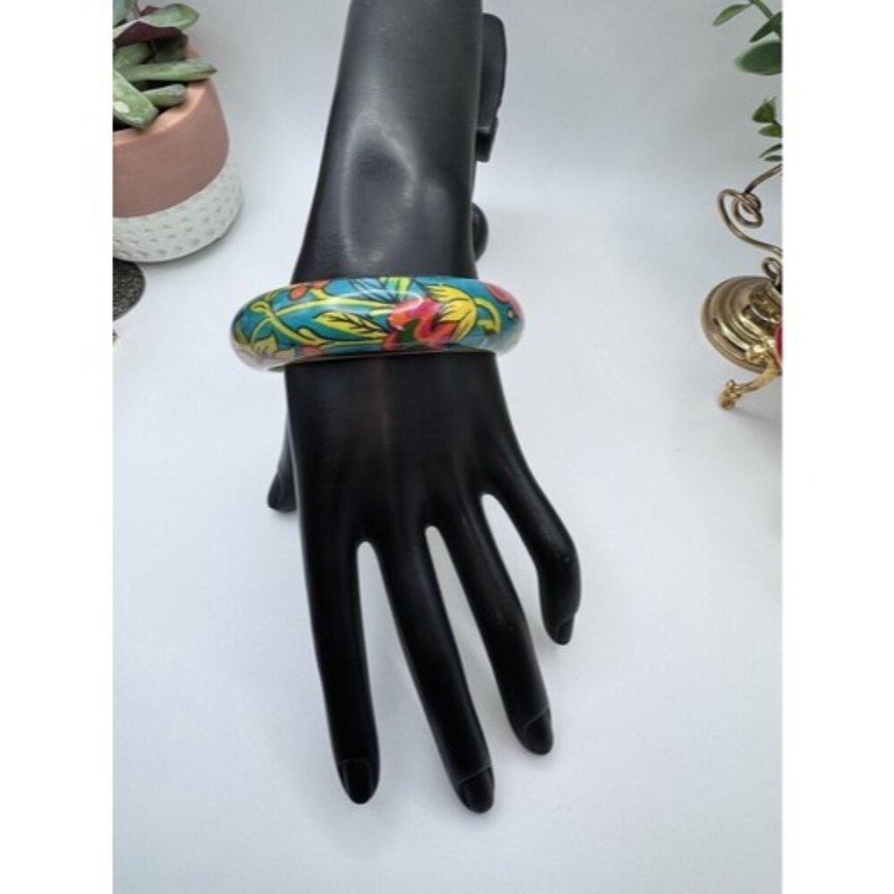 Authentic Lucite Floral Bangle Bracelets 8" Around Beautiful Vintage Boho - Picture 2 of 11
